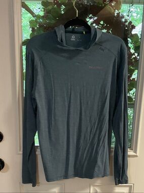 Tasc Performance Men's Long Sleeve Hooded Shirt - Slate Blue